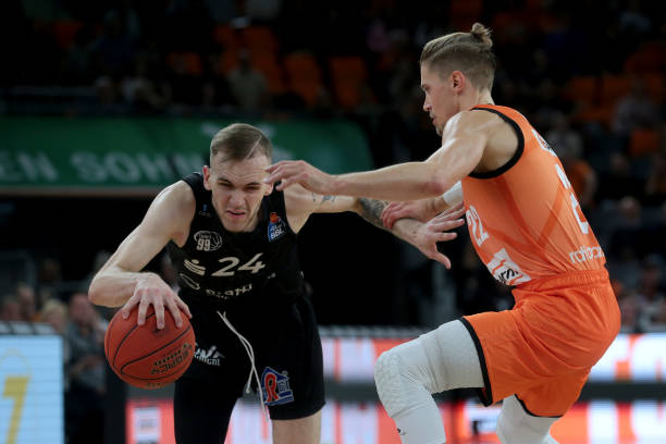 很多球迷第 很多球迷第