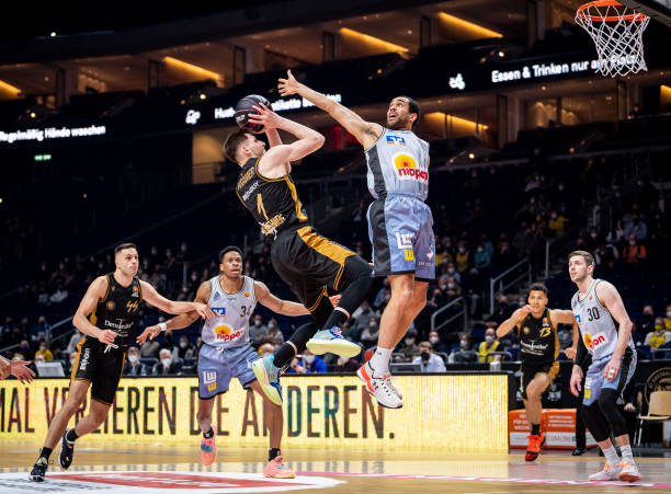 有助于球队 有助于球队