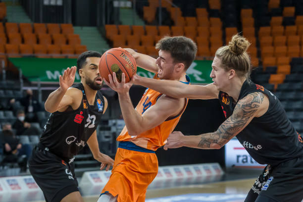 而是每一位 而是每一位